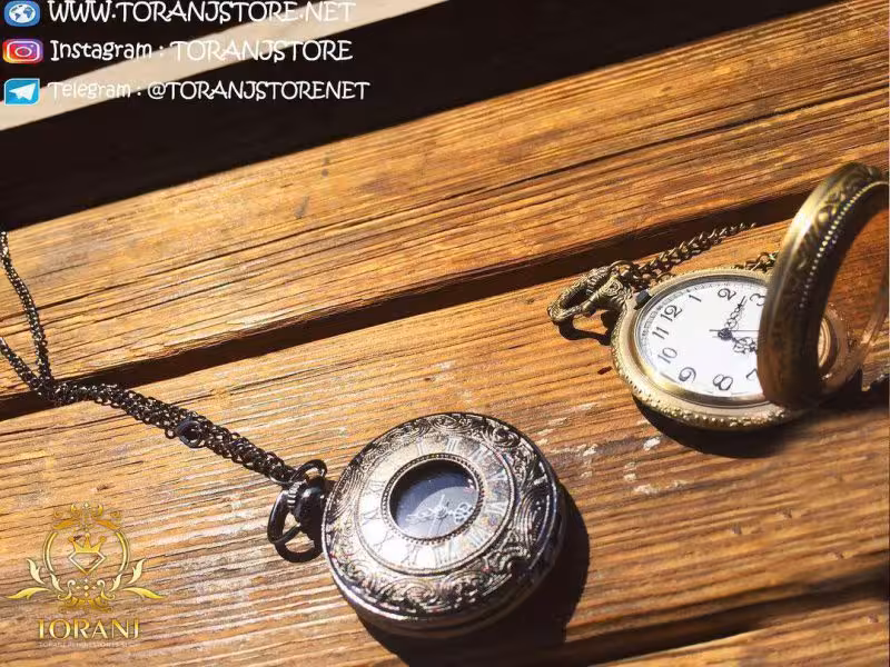 خرید گردنبند رو لباسی طرح ساعت