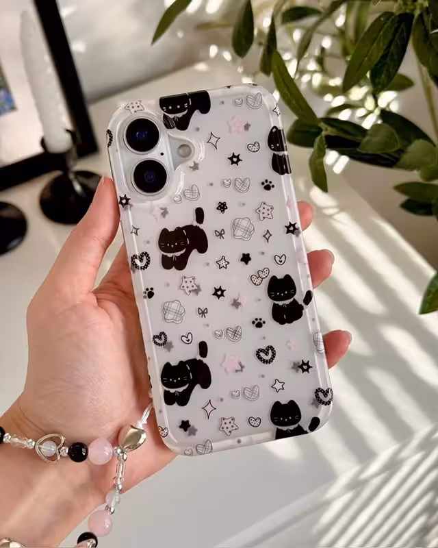 قاب baby cat آویز دار آیفونی