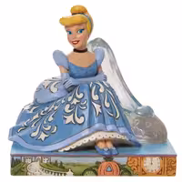 مجسمه دیزنی سیندرلا، Cinderella Glass Slipper