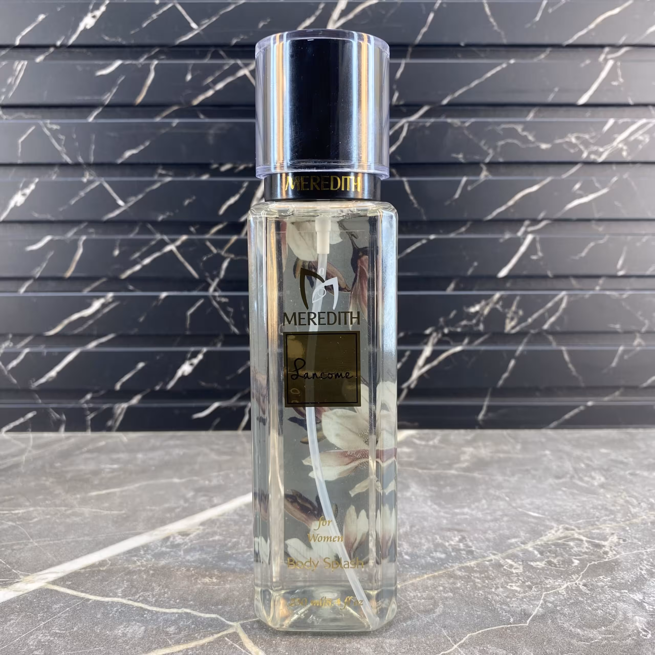 بادی اسپلش زنانه مردیت مدل لانکوم Lancome La Vie Est Belleحجم 250 میلی لیتر