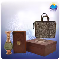 نهج البلاغه پالتويی چرم با گلدان خاتم 16 با ساک ترمه هدیه(كد 90194)