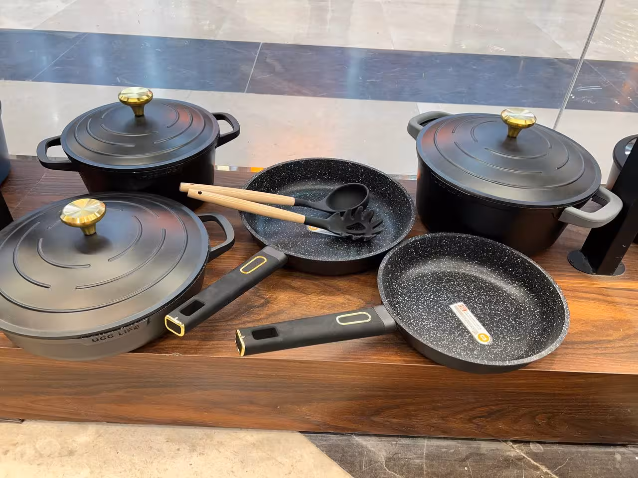 سرویس قابلمه 12 پارچه یو سی سی لایف UC2612