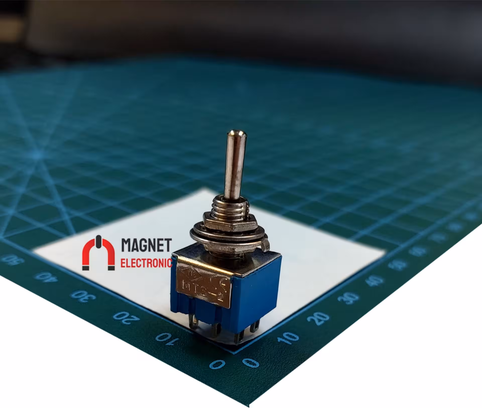 کلید کلنگی MTS-203-F1 ON-OFF-ON TOGGLE SWITCH