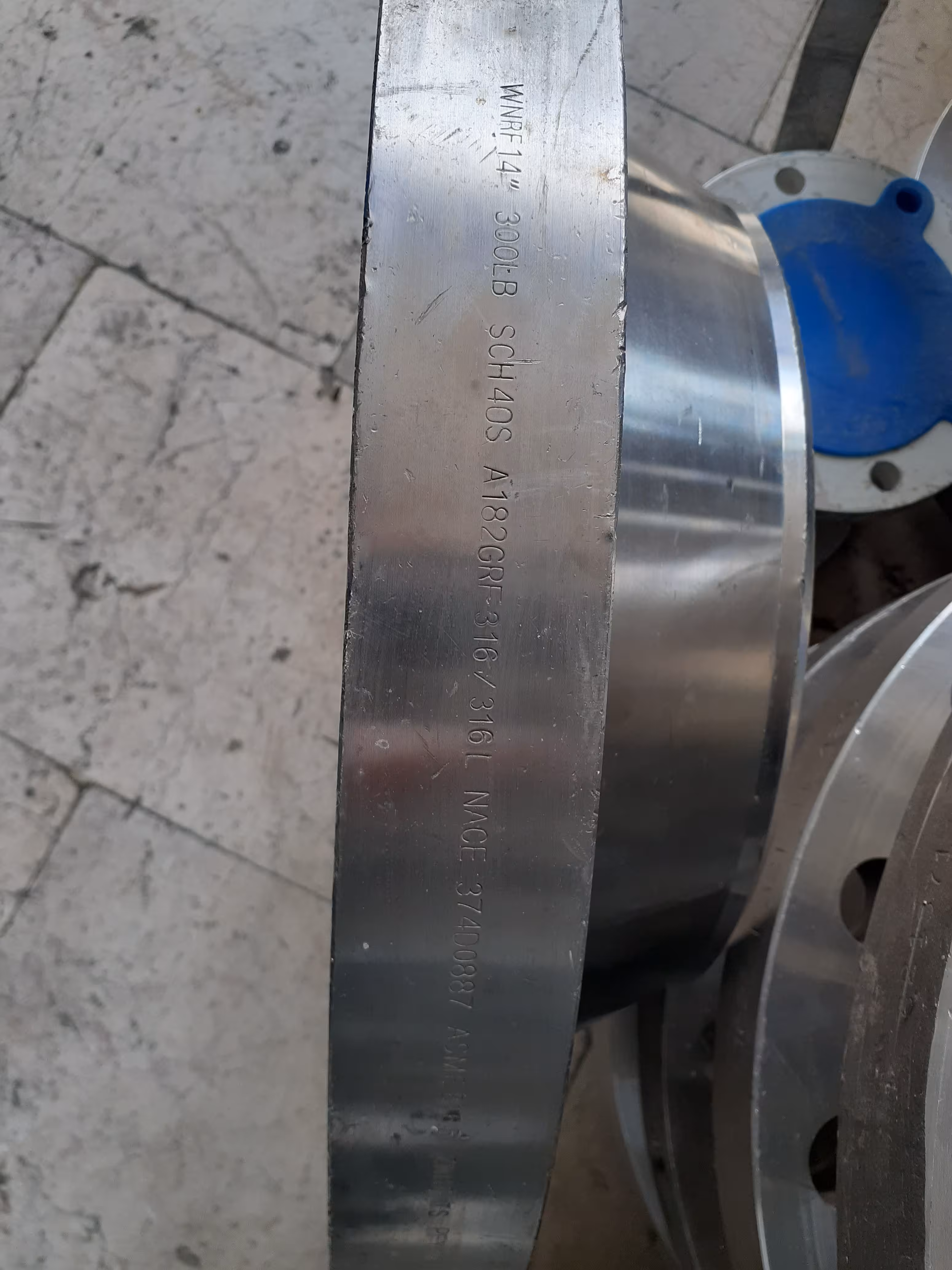 فلنج گلودار "14 ریس فیس کلاس 300 رده 40  از جنس   NACE A182/F316 F316L