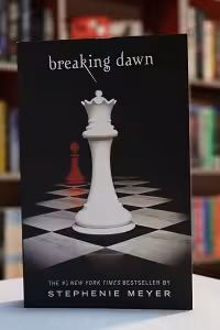Breaking Dawn – Twilight 4 اثر Stephenie Meyer