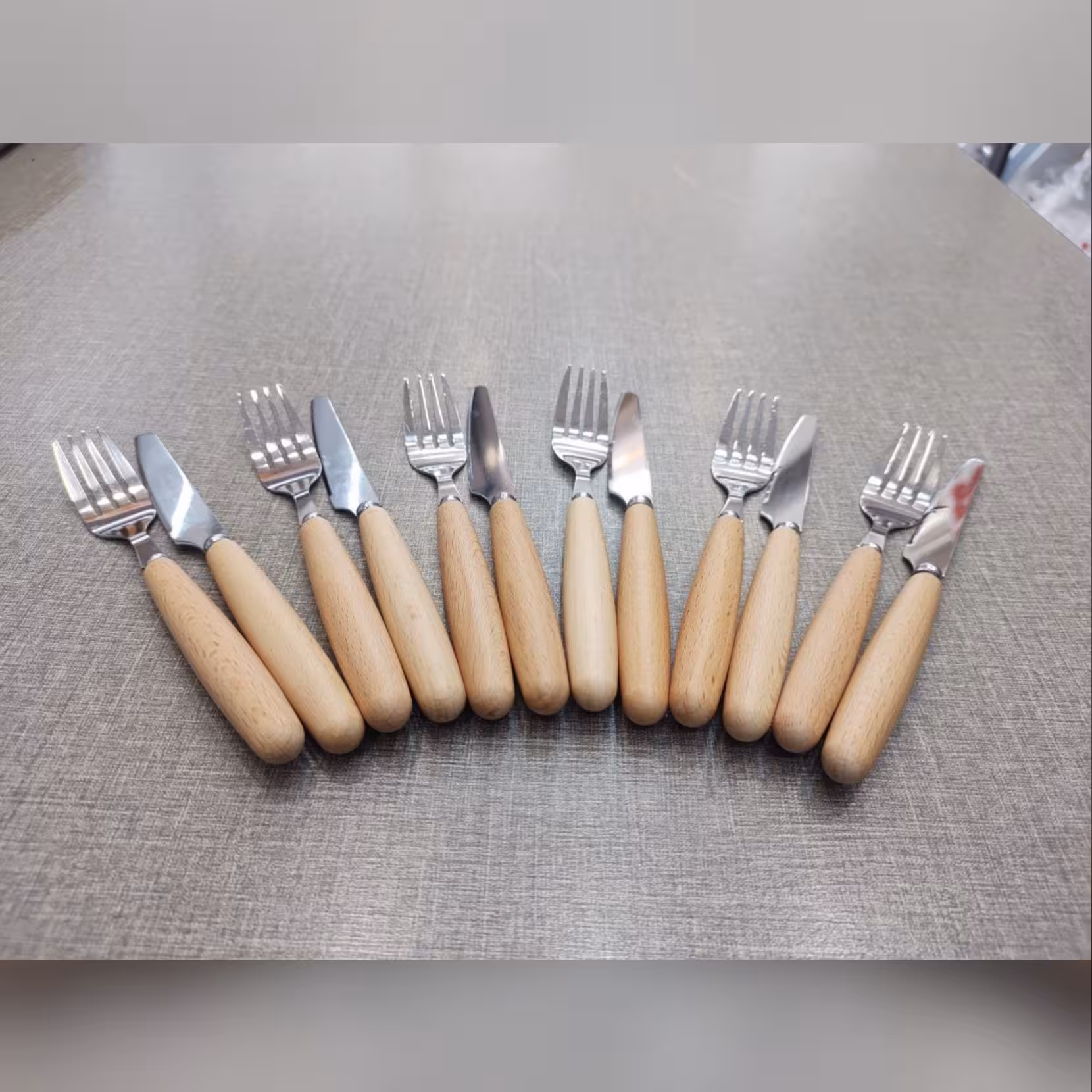 کارد و چنگال استیل دسته چوبی
