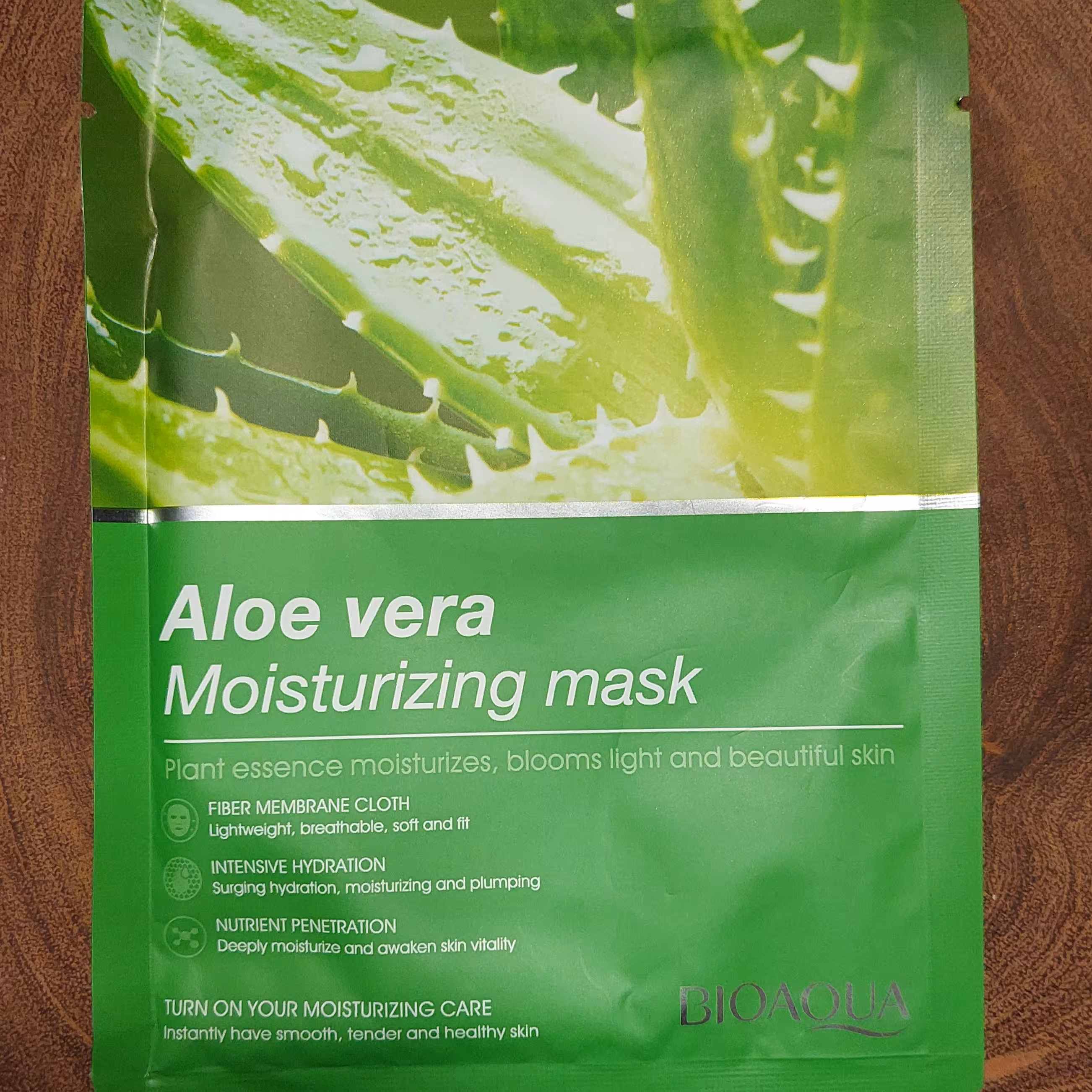ماسک ورقه ای آبرسان آلوئه ورا بیوآکوا