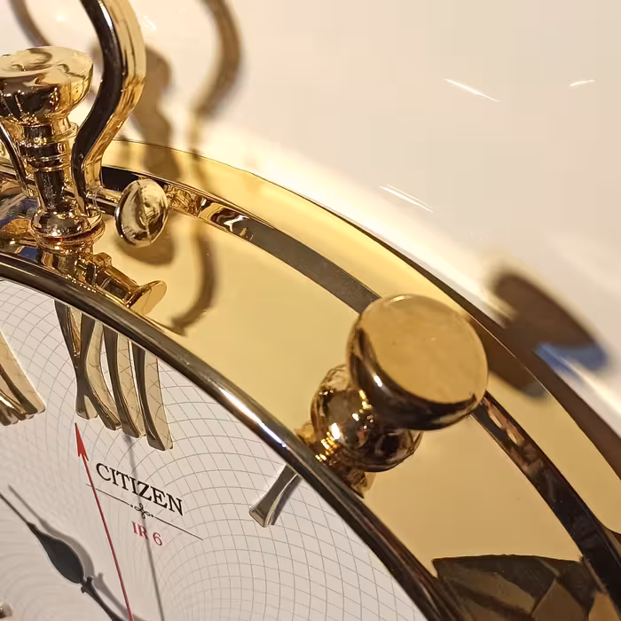 ساعت دیواری سیتی زن مدل 060