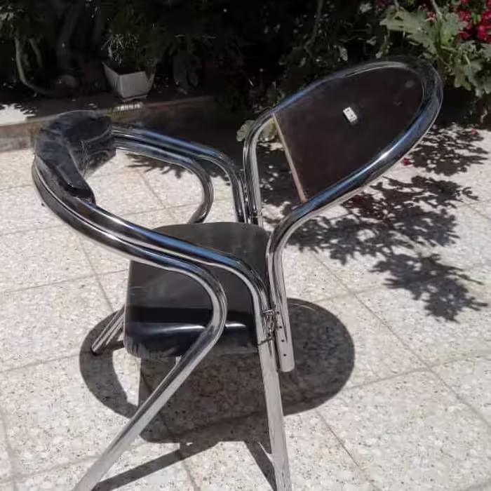 صندلی نماز پایه استیل طرح مبل با سجده گاه بزرگ متحرک و قابلیت افزایش ارتفاع و نشیمنگاه ابری ضخیم ( میز نماز ) 