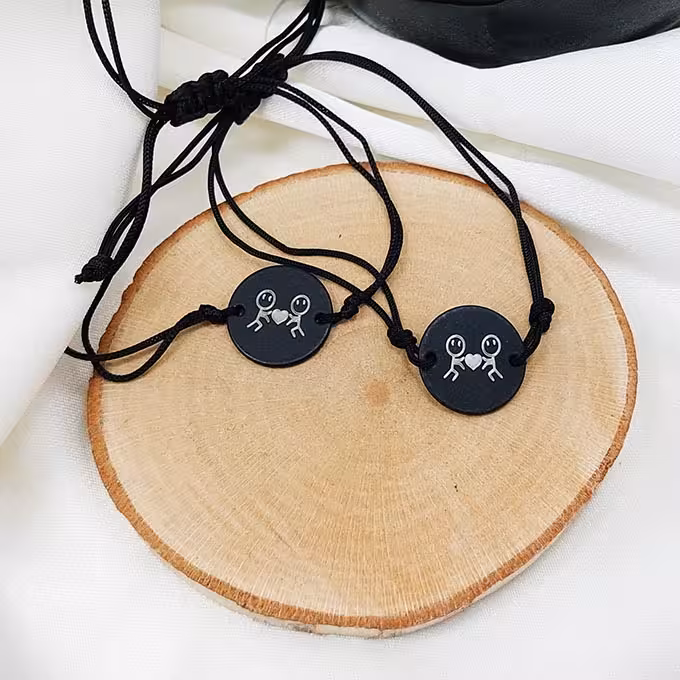 دستبند قلب عاشقی پلاک مشکی کد52