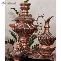 سرویس سماور 5 لیتری مسی با ورق 1.5 میلی‌متر، خم‌کاری و قلم‌زنی شده، بسیار چشم‌نواز و با کیفیت، همراه با گارانتی