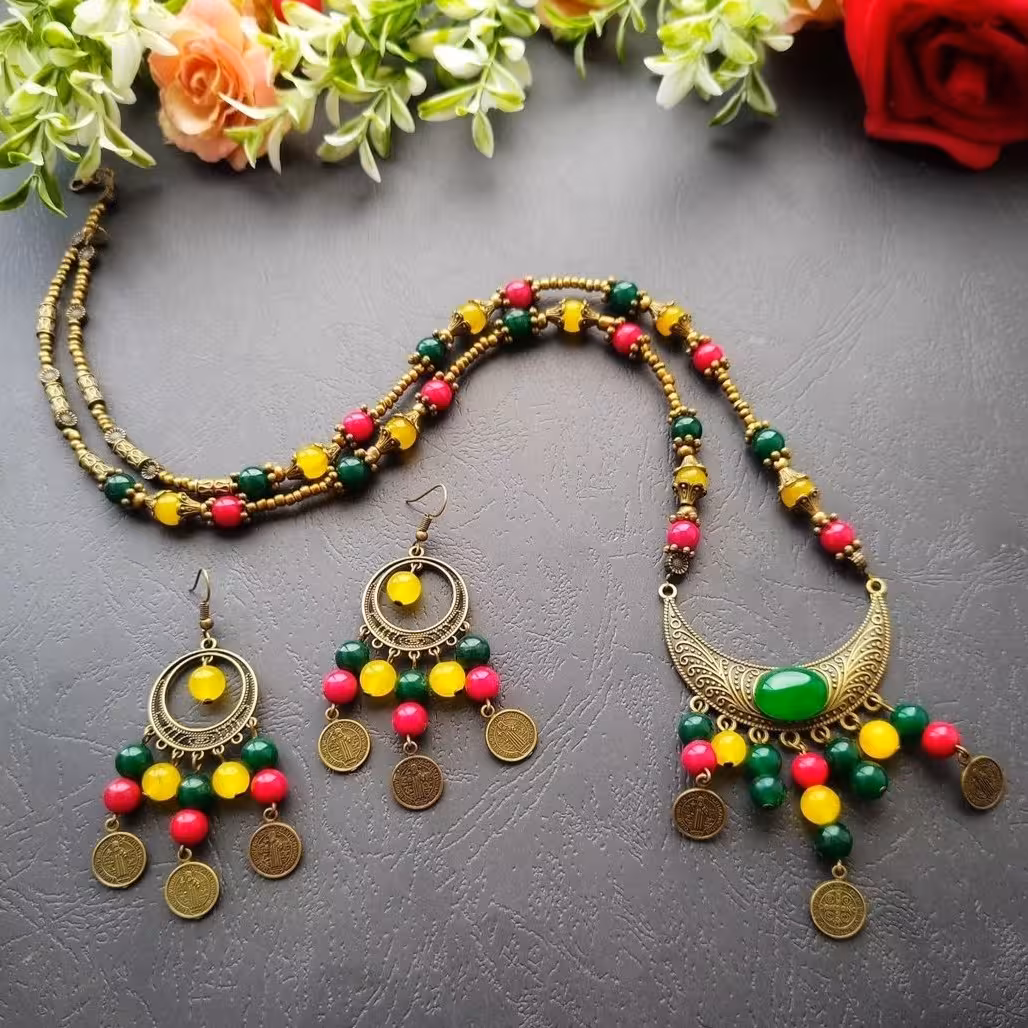 ست گردنبند و گوشواره سنگ 