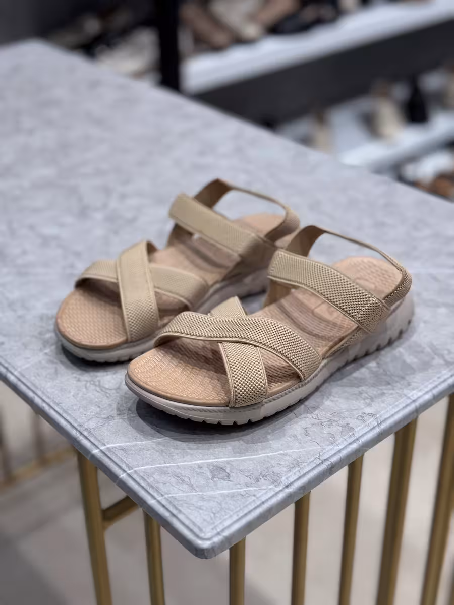 صندل زنانه طبی کد ss182 رنگ کرم سایز 37