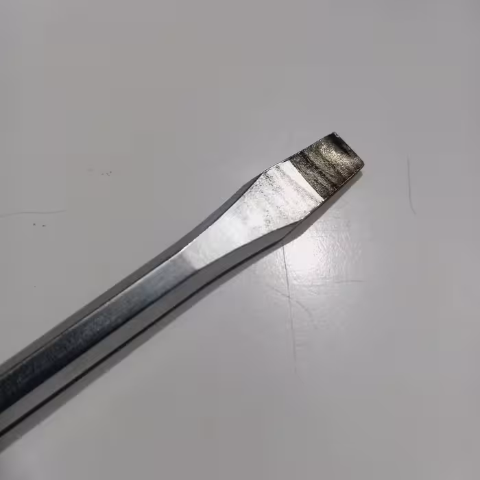 پیچ گوشتی دو سو بلند 30 سانت ضخیم (8 میل) جنس عالی ضربه خور و دارای خاصیت آهنربایی برای پیچ