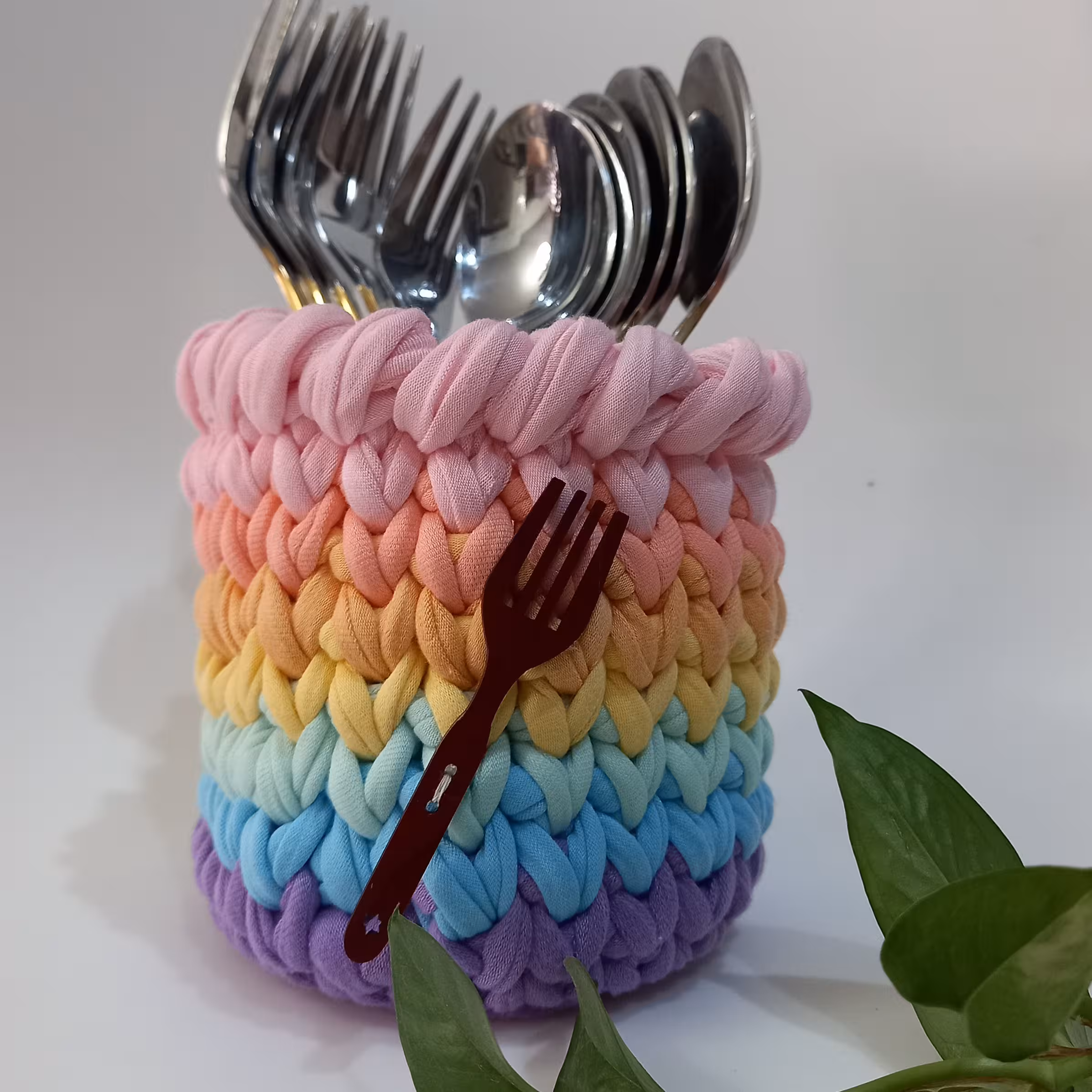 جای قاشق و چنگال دلبر رنگین کمانی