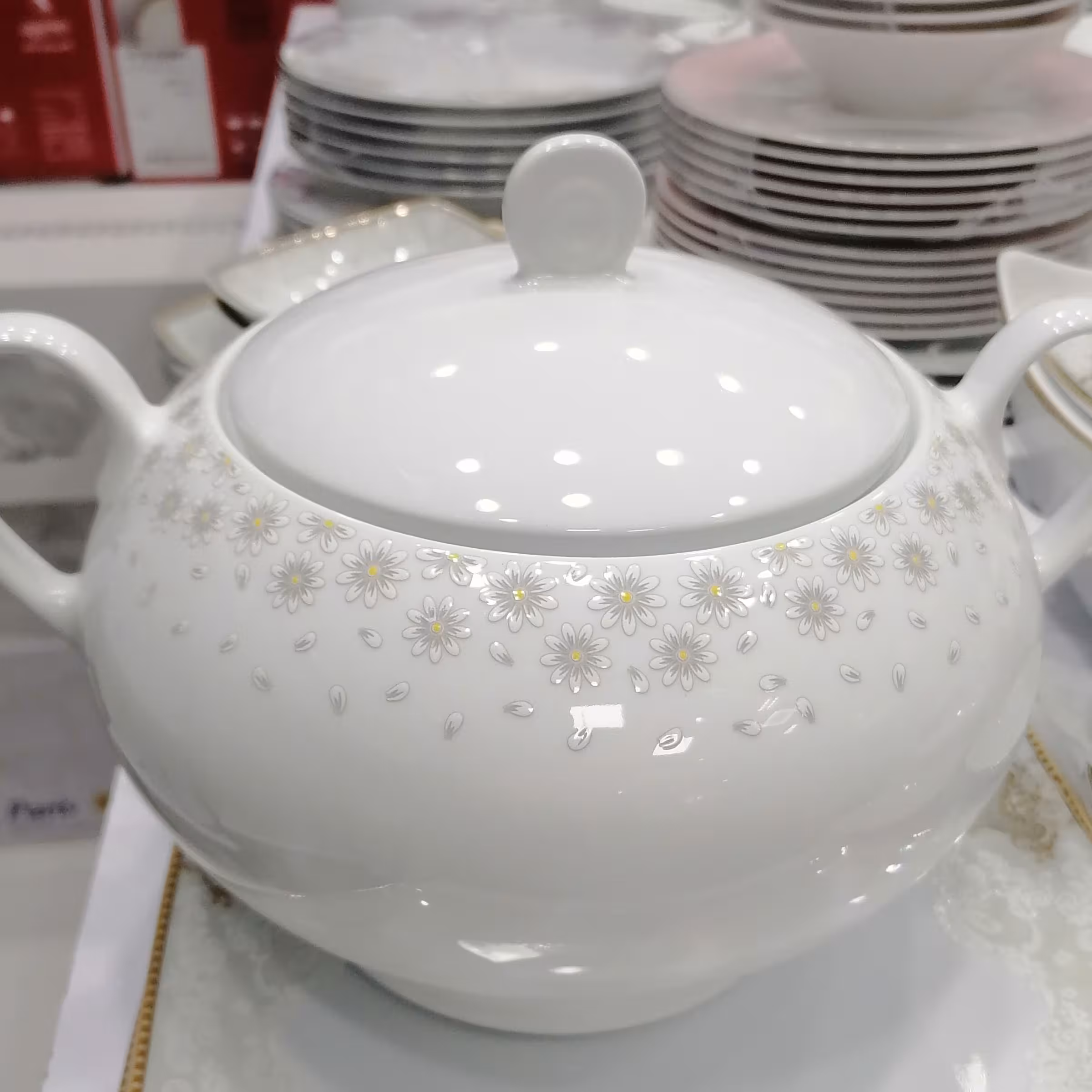 سوپخوری درب دار