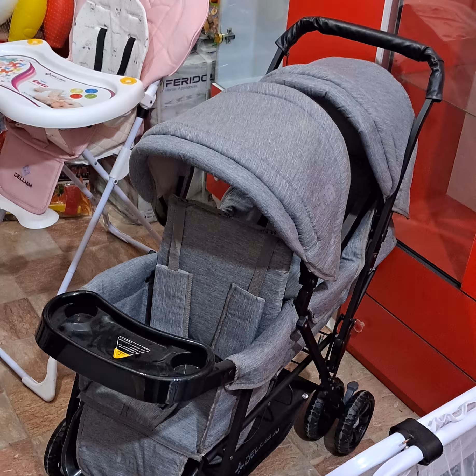 کالسکه دوقولو  ونوس دلیجان با پارچه اعلا 