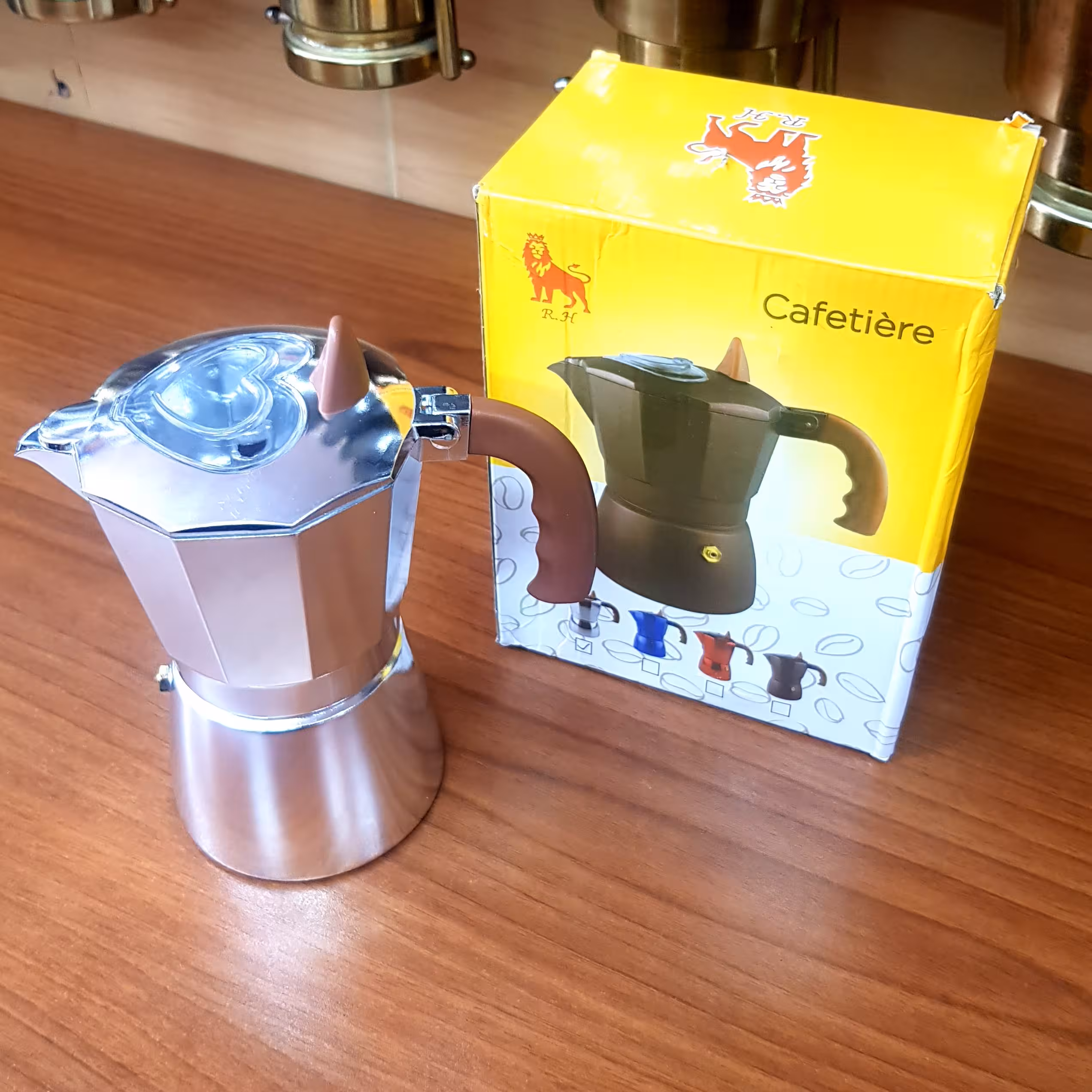 شِش کاپ تلقی و رنگی