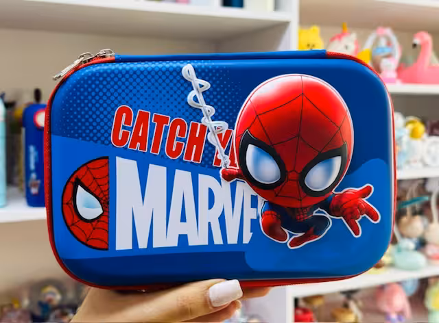 جامدادی کتابی برجسته طرح مردعنکبوتی 2