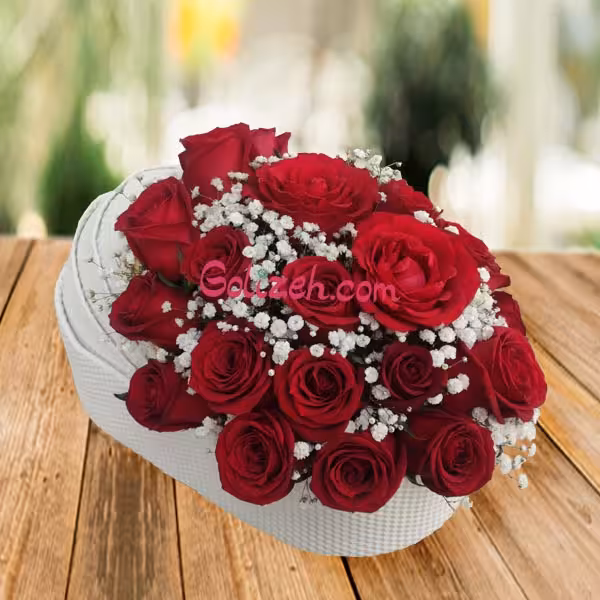 گل نوزادی قرمز