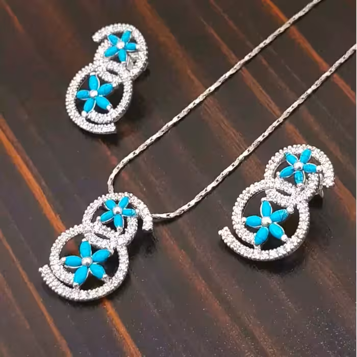 نیم ست نقره فیروزه عیار 925باآبکاری طلا سفید