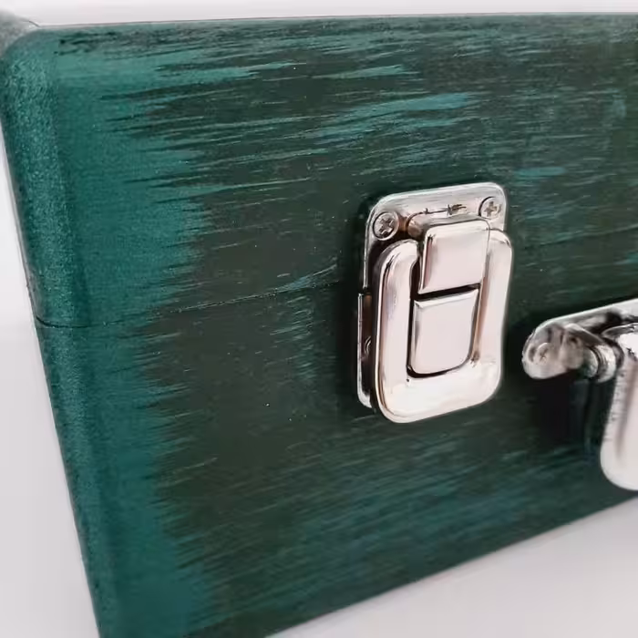 جعبه هدیه چوبی مدل چمدان بهاری کد WS403