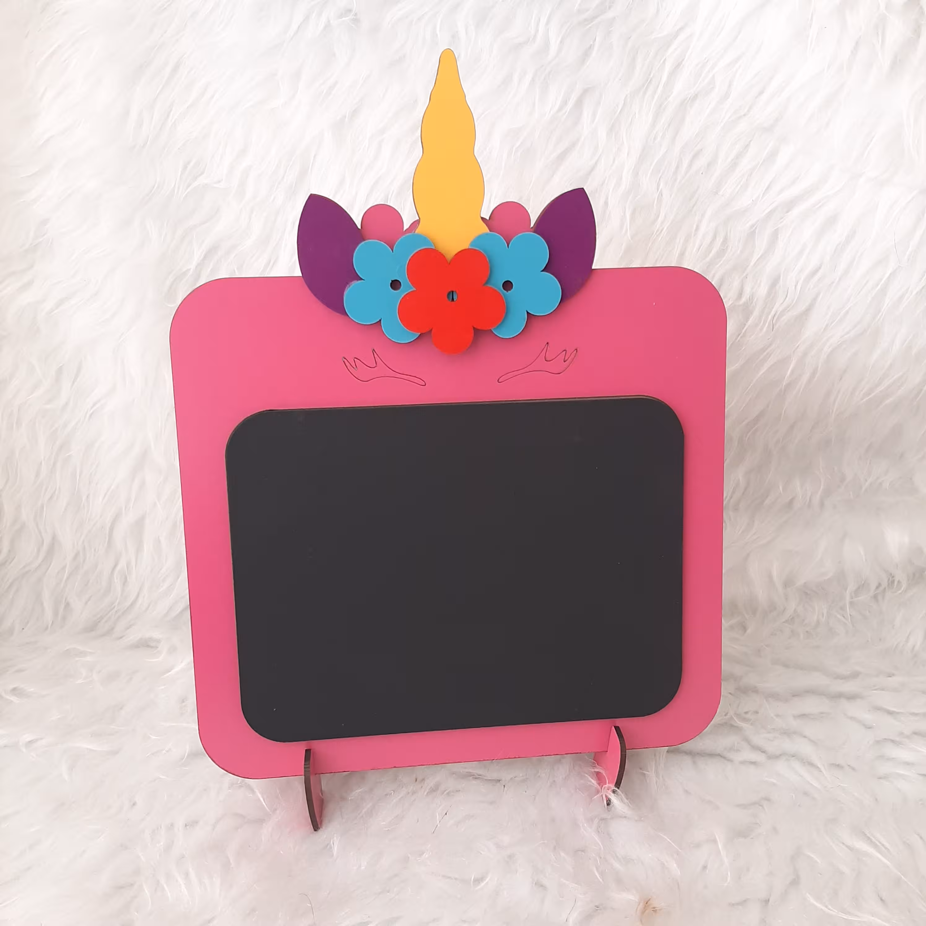 تخته سیاه یونیکورن رنگ سرخابی