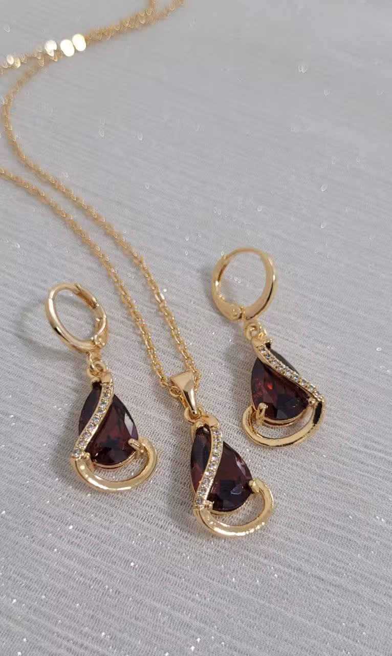 نیمست سنگی جواهری زنانه در 10 مدل شیک و خاص جنس استیل💍