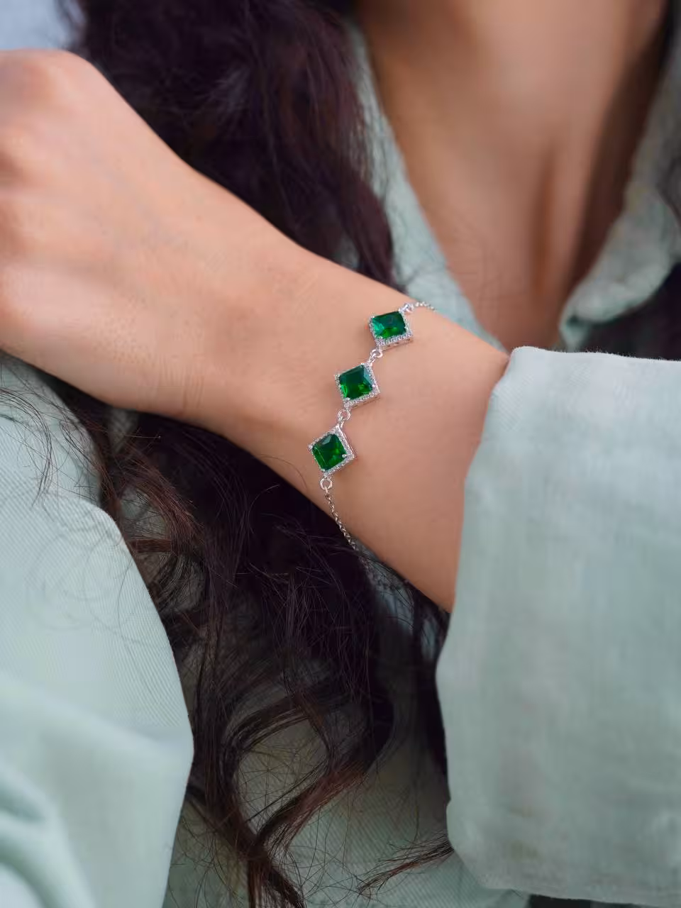 دستبند زمرد جواهری نقره زنانه کد 30427