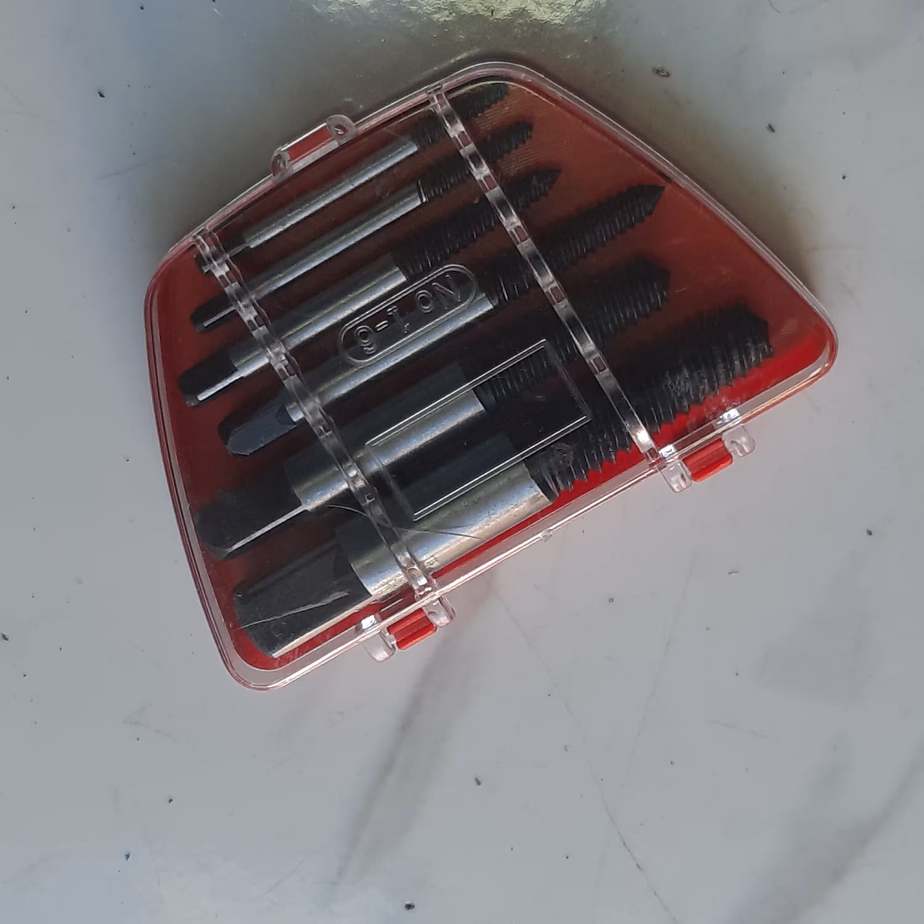 مته گلاویز چپ گرد