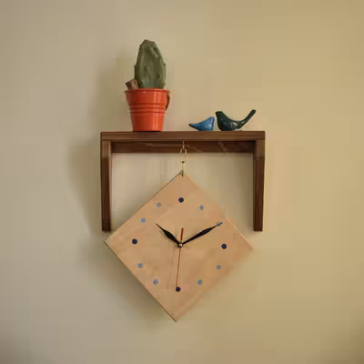 ساعت دیواری چوبی پارسوماش مدل 12047