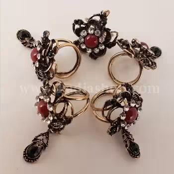 حلقه روسری آویز دار