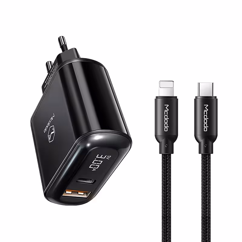 شارژر دیواری مک دودو مدل CH-7171 به همراه کابل تبدیل لایتنینگ | کالا مکس