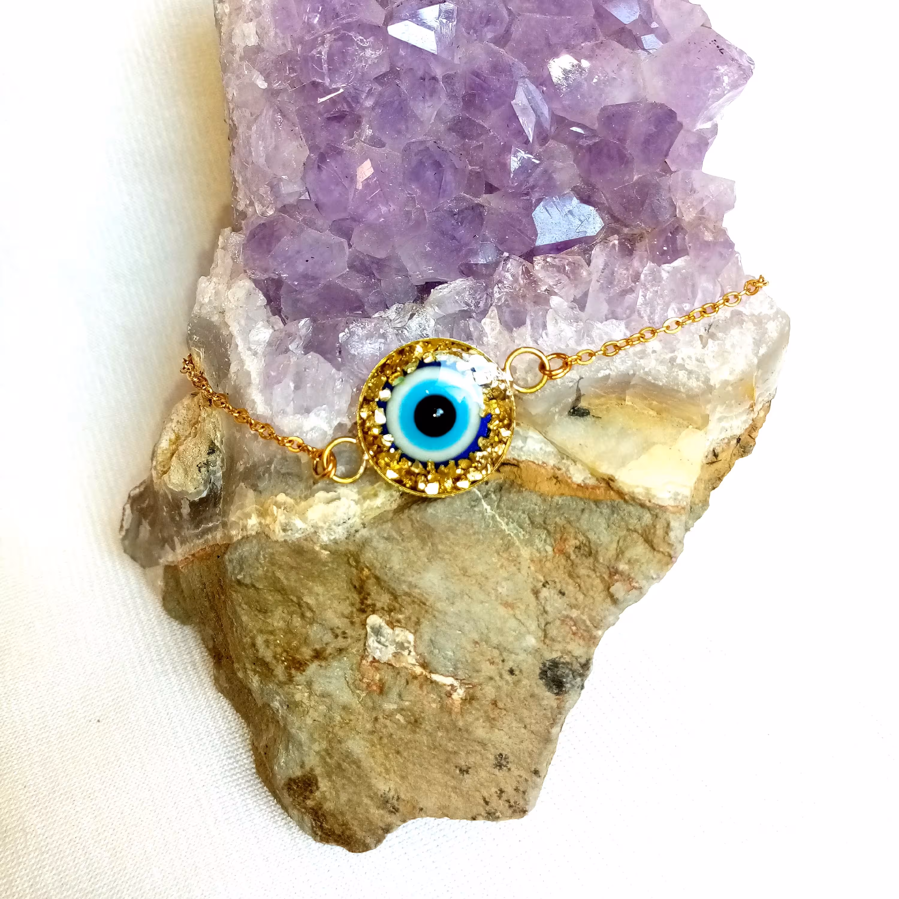 دستبند رزین چشم نظر