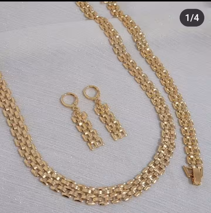 سرویس زنانه، طرح طلا،برند مطرح maydear💍