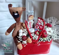 باکس گل ترکیبی شامل شکلات و عروسک، طرح ولنتاین شماره 31
