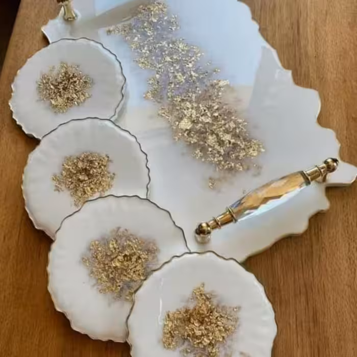 سینی پذیرایی و لوکس رزینی جهیزیه عروس همراه زیر استکانی