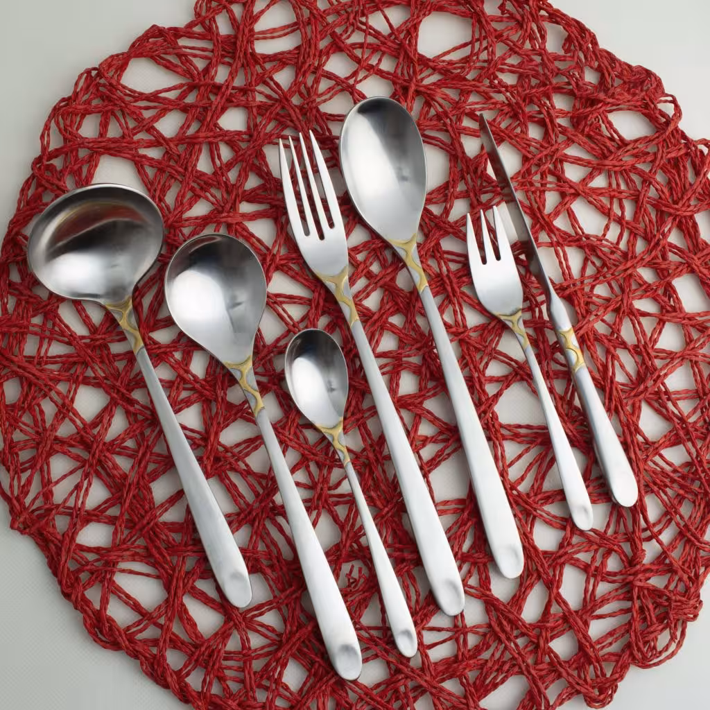 سرویس قاشق چنگال 151 پارچه ورسا مدل 333sfg