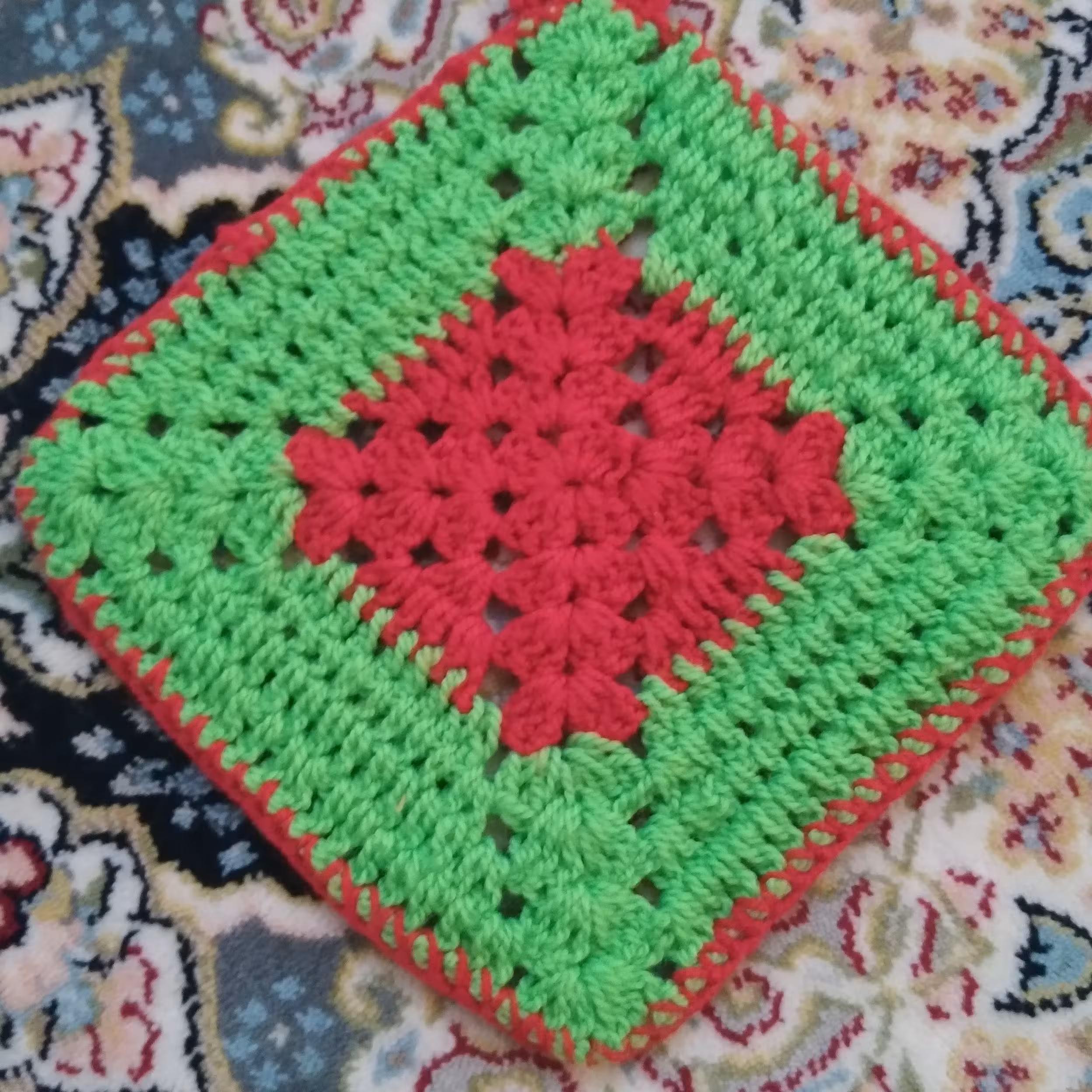 دستگیره و زیر لیوانی
