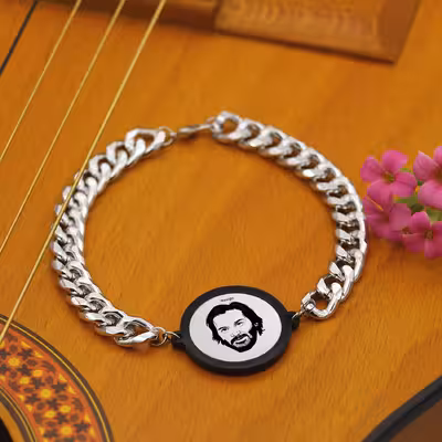 دستبند ناکسیگو مدل کیانو ریوز کد BZ7578