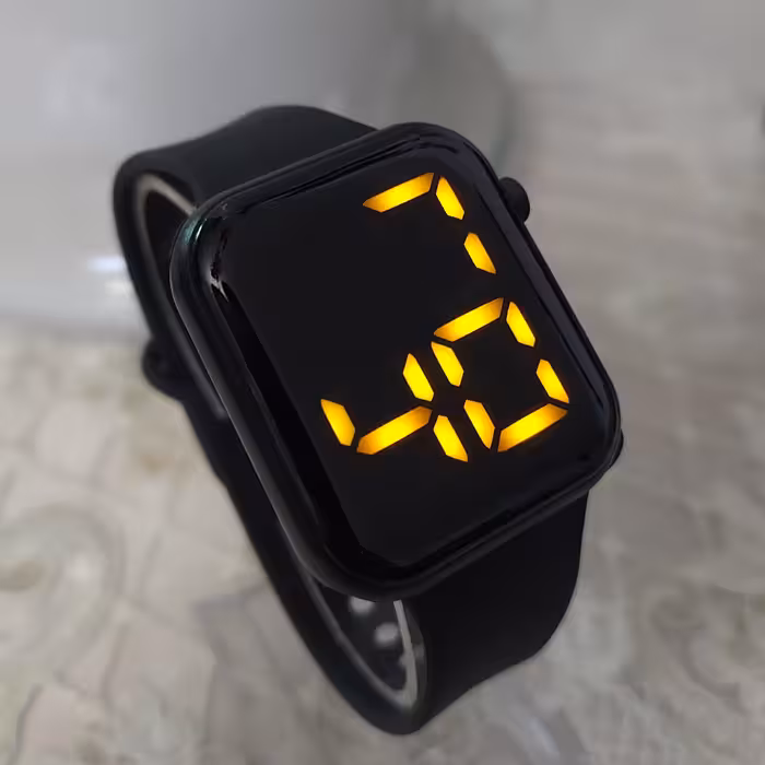 ساعت اسپرت دیجیتالی طرح اپل واچ قلبی(ارسال رایگان) 