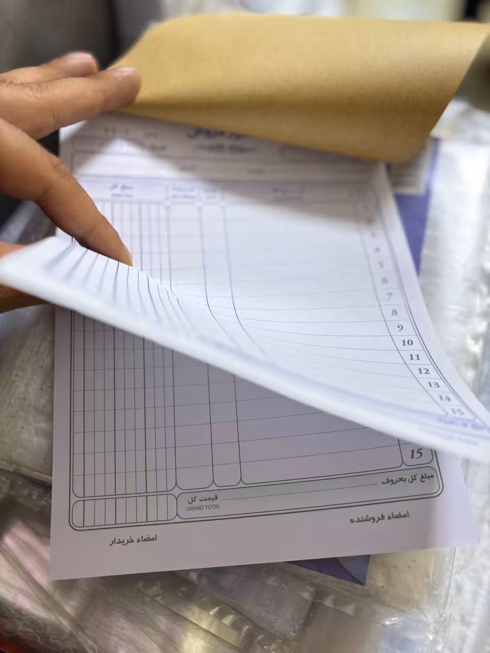 فاکتور بدون کاربن دو برگ سفید