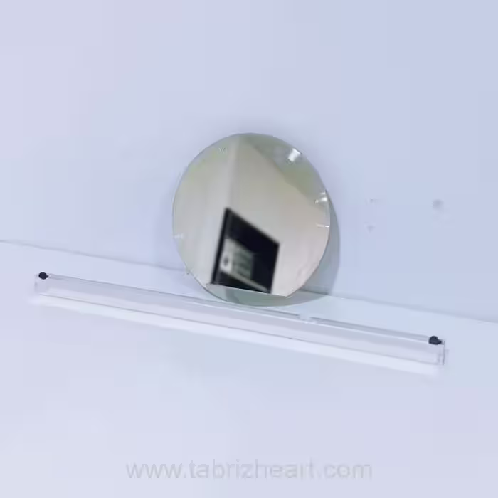 آینه دایره و مکعب مستطیل