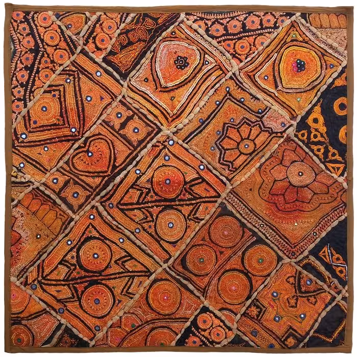 رومیزی مربع سوزن دوزی گلابتون کد ZARIMOR8