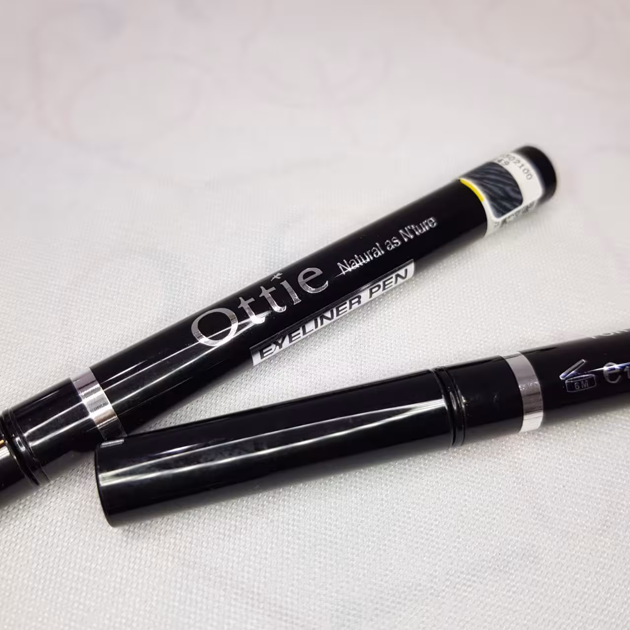 خط چشم ضد آب اوتی Ottie