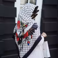 روسری پرنده