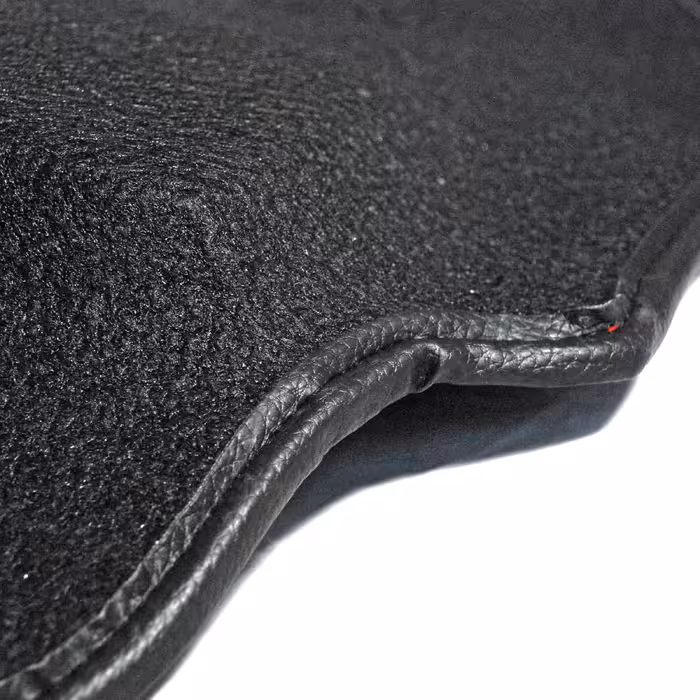  کفپوش پنج بعدی خودرو پانیذ مدل EVA مناسب برای ام وی ام 550