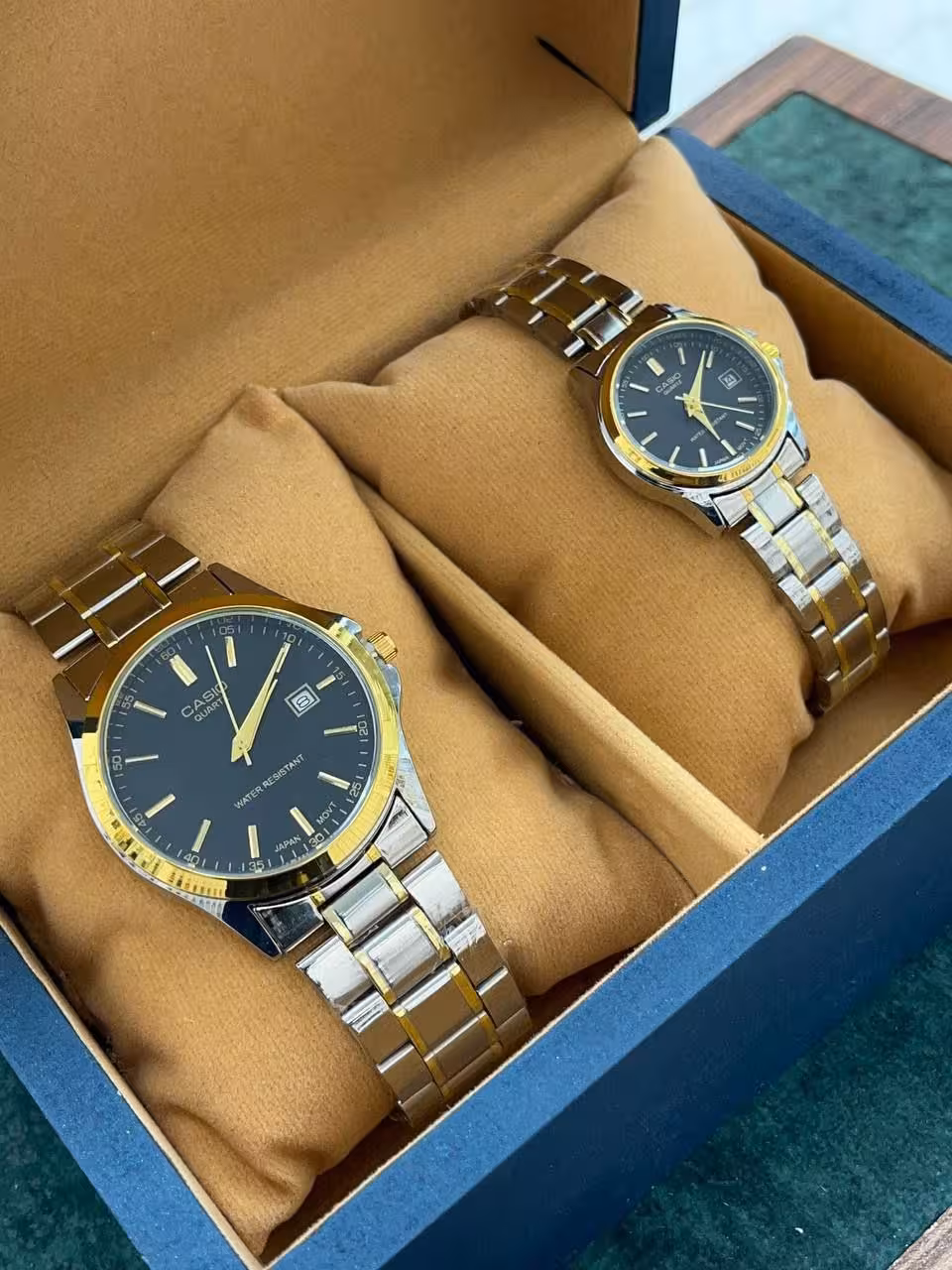 ست ساعت کاسیو بند استیل 2 رنگ طلایی صفحه مشکی - کد 149