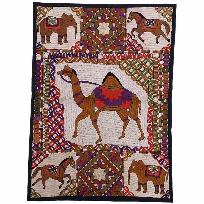 رومیزی سوزن دوزی ابریشم دیوار کوب کد GHAAB11
