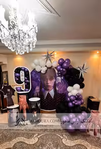 بادکنک آرایی تم تولد ونزدی